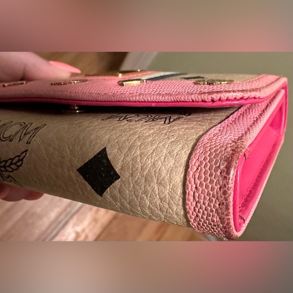 MCM Multicolor Visetos Coated Canvas & Leather Short Wallet w/box/dustbag/card - Picture 6 of 15